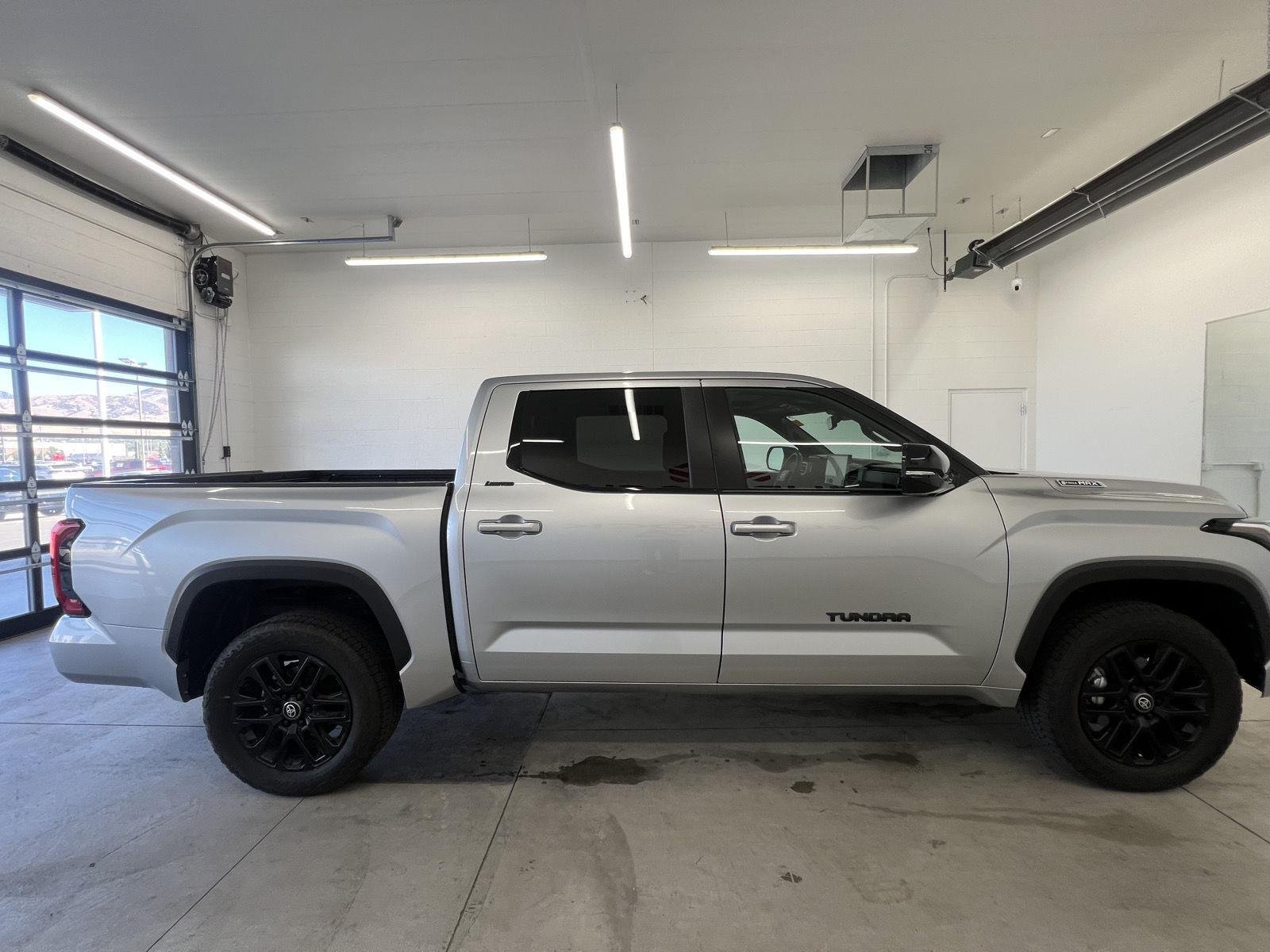 2025 Toyota Tundra Limited - Photo 13