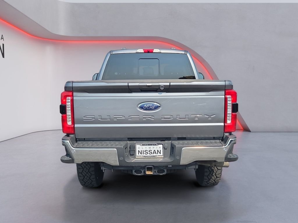 Used 2024 Gray Ford Lariat image 5