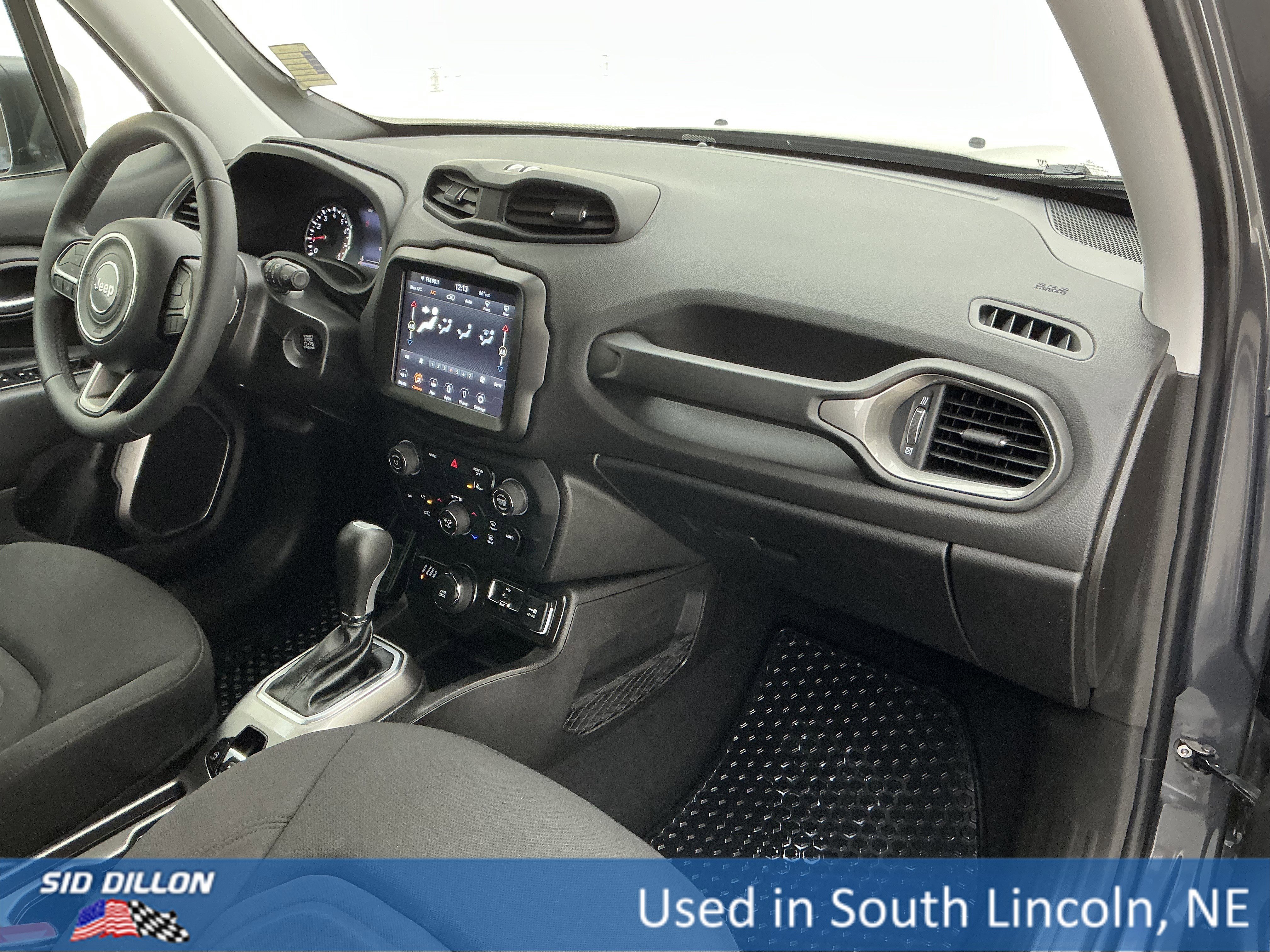 Used 2022 Graphite Gray Jeep Latitude image 24