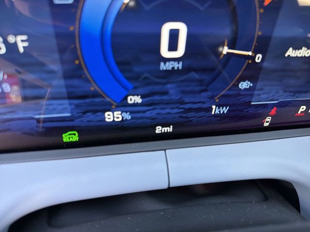 2027 Chevrolet Bolt RS - Photo 16