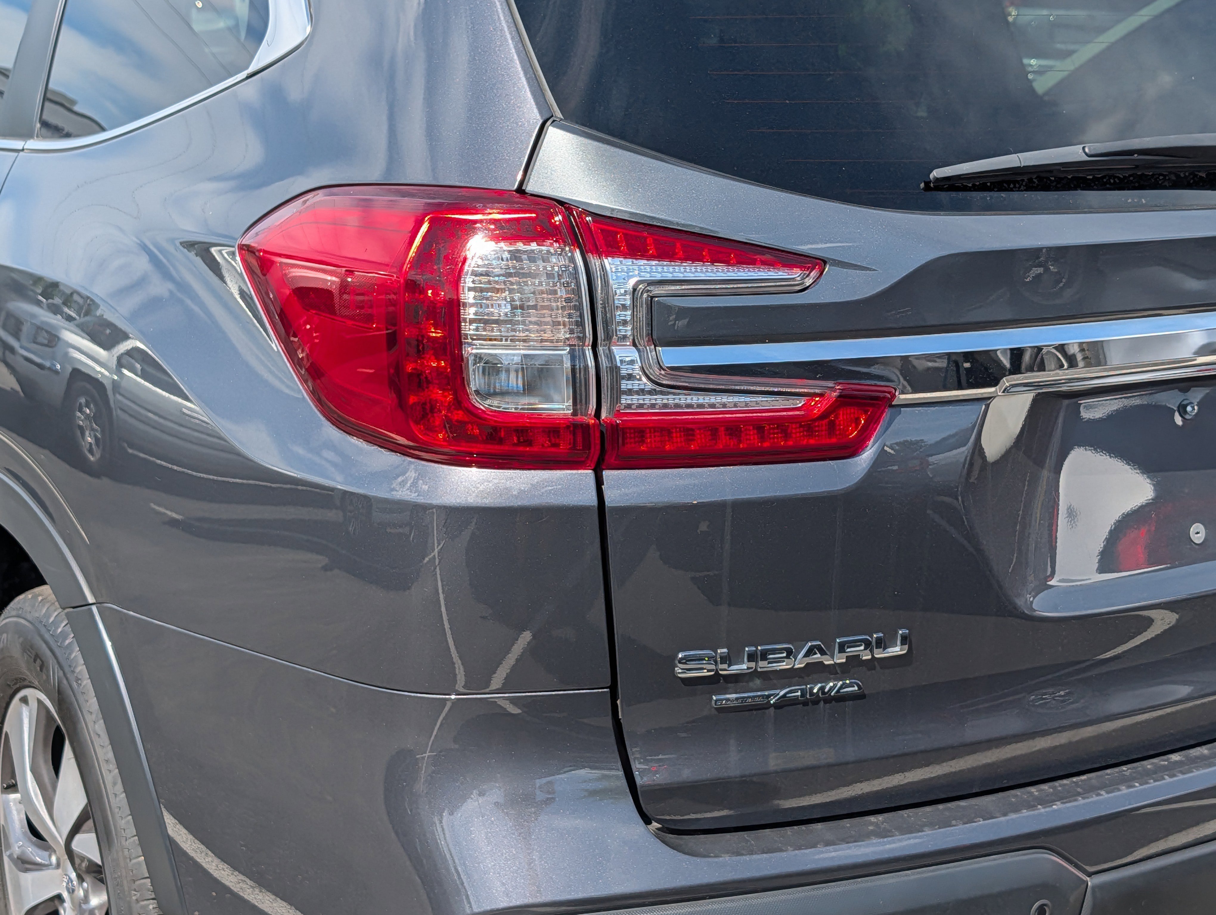Used 2025 Magnetite Gray Metallic Subaru Premium image 17