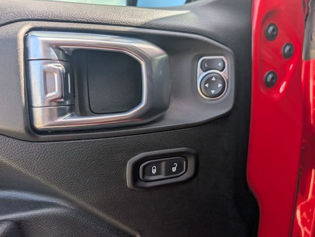 Used 2022 Red Jeep Unlimited Willys image 21