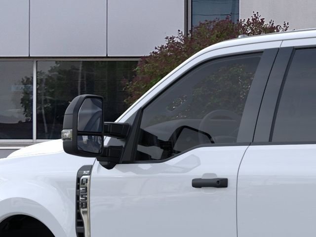 New 2026 Oxford White Ford XLT image 20