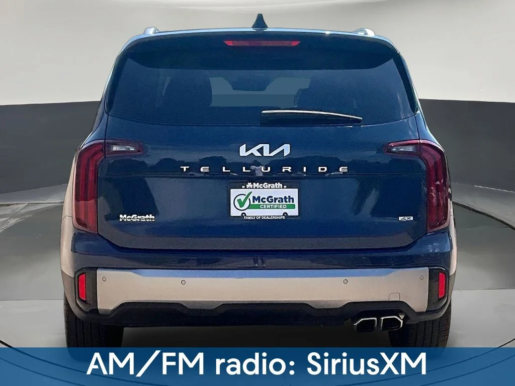 Used 2025 Black Kia S image 7