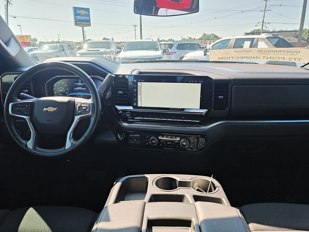 2025 Chevrolet Silverado 1500 LT - Photo 15