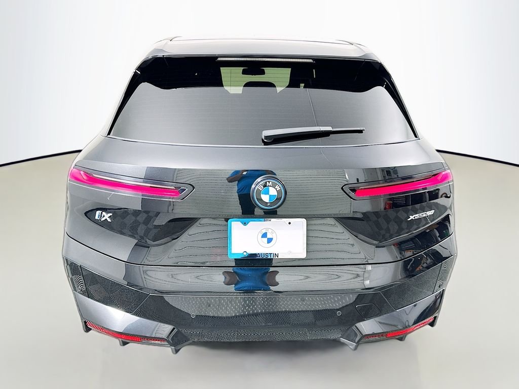 Certified Used 2024 Black Sapphire Metallic BMW xDrive50 image 6