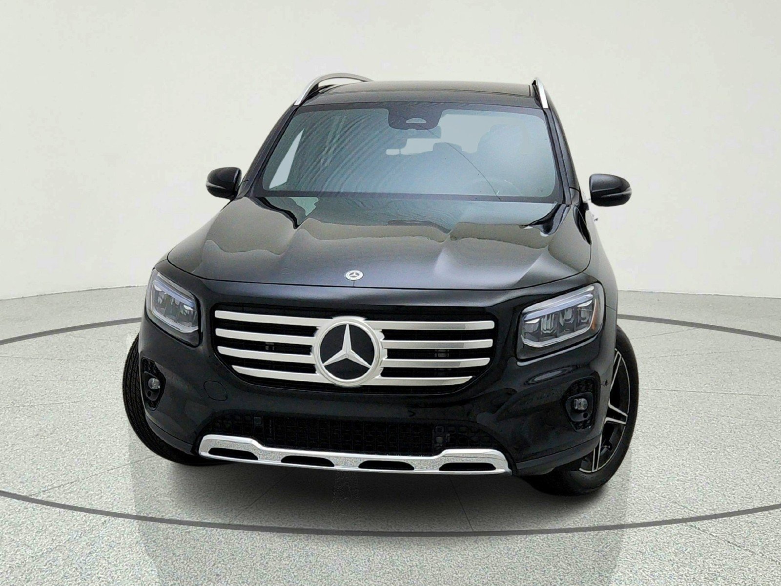 Certified Used 2026 Night Black Mercedes-Benz GLB 250 image 4