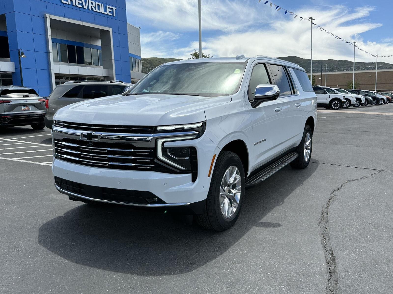 New 2026 Polar White Tricoat Chevrolet Premier image 3