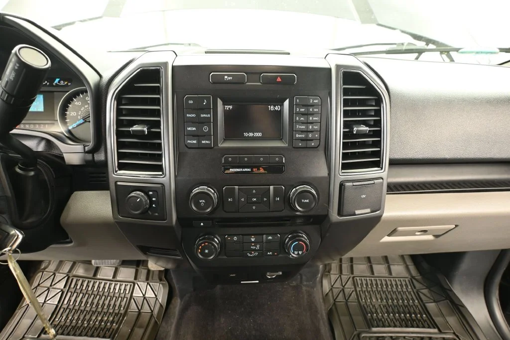Used 2017 Black Ford XLT image 25