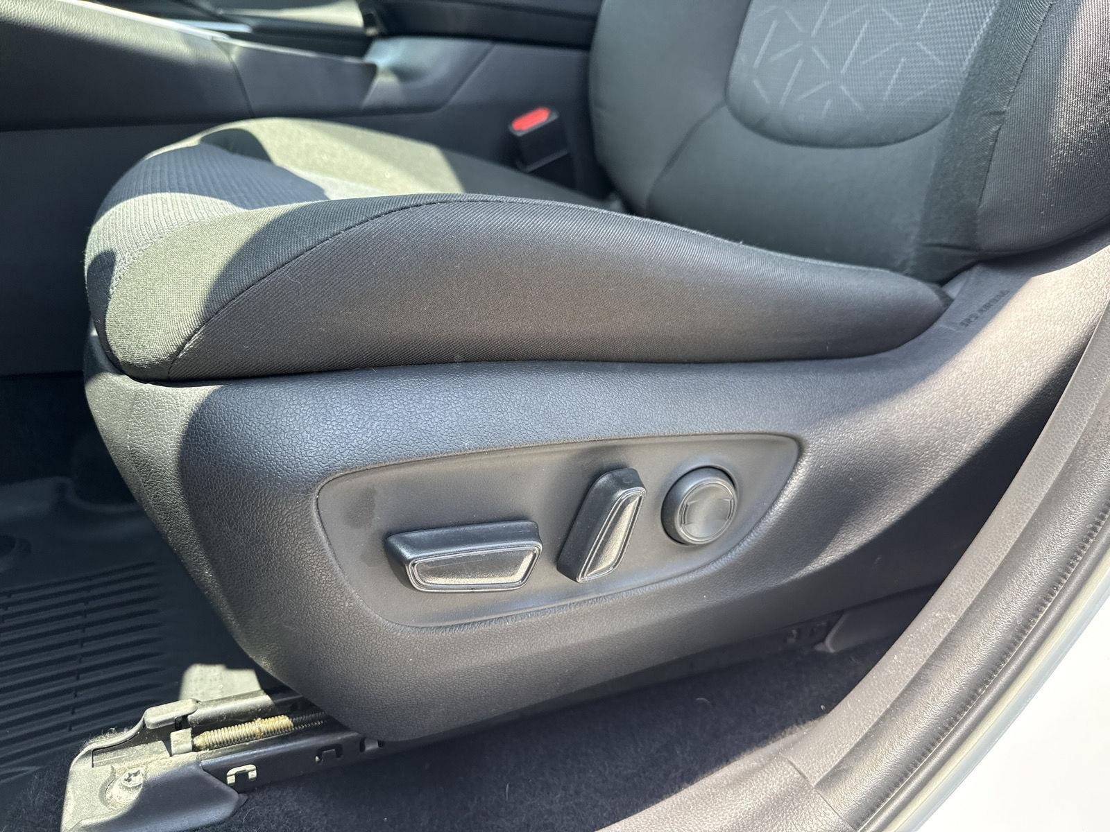 Used 2024 Ice Cap Toyota XLE image 16