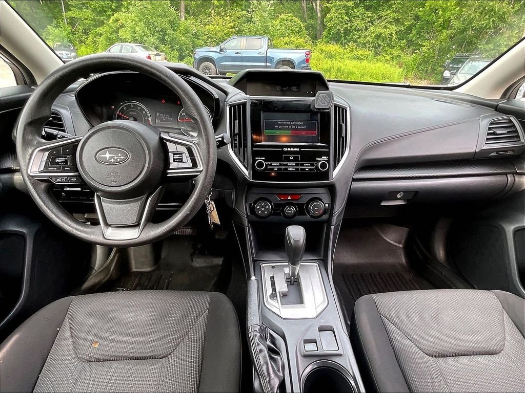 Used 2019 White Subaru 2.0i image 21