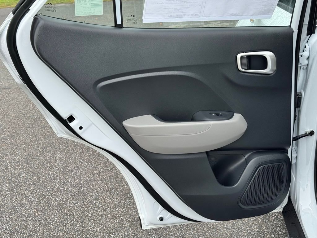 2026 Hyundai Venue SEL - Photo 17