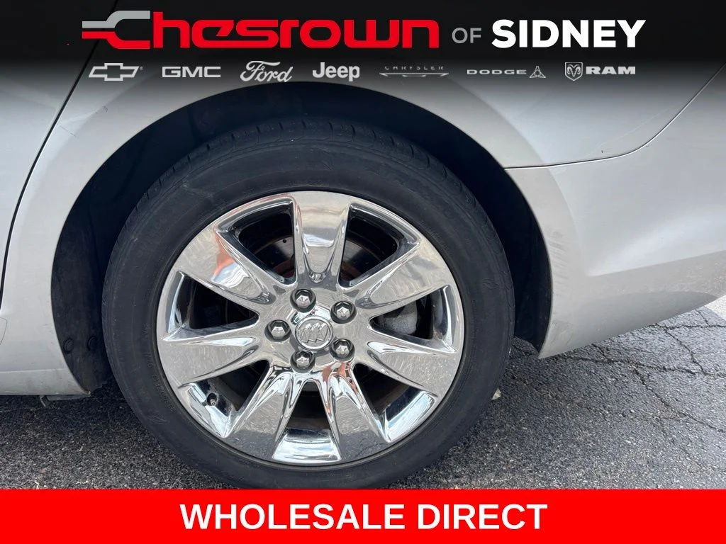 Used 2010 Silver Buick CXL image 10