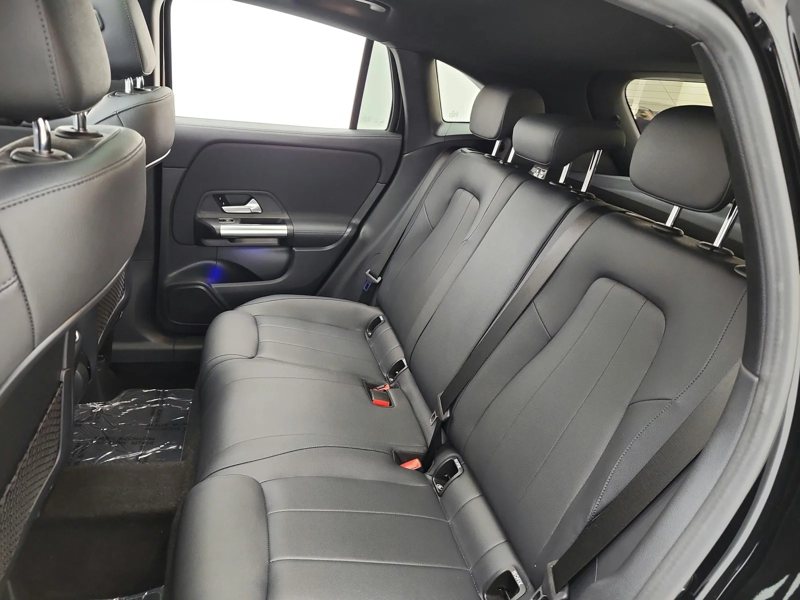 Certified Used 2024 Night Black Mercedes-Benz GLA 250 SUV image 17