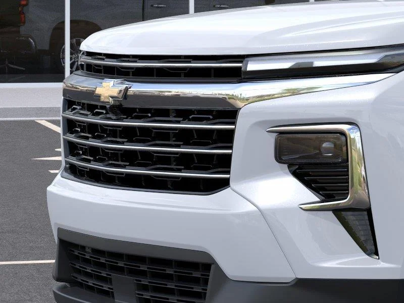 New 2026 Polar White Tricoat Chevrolet LT image 13