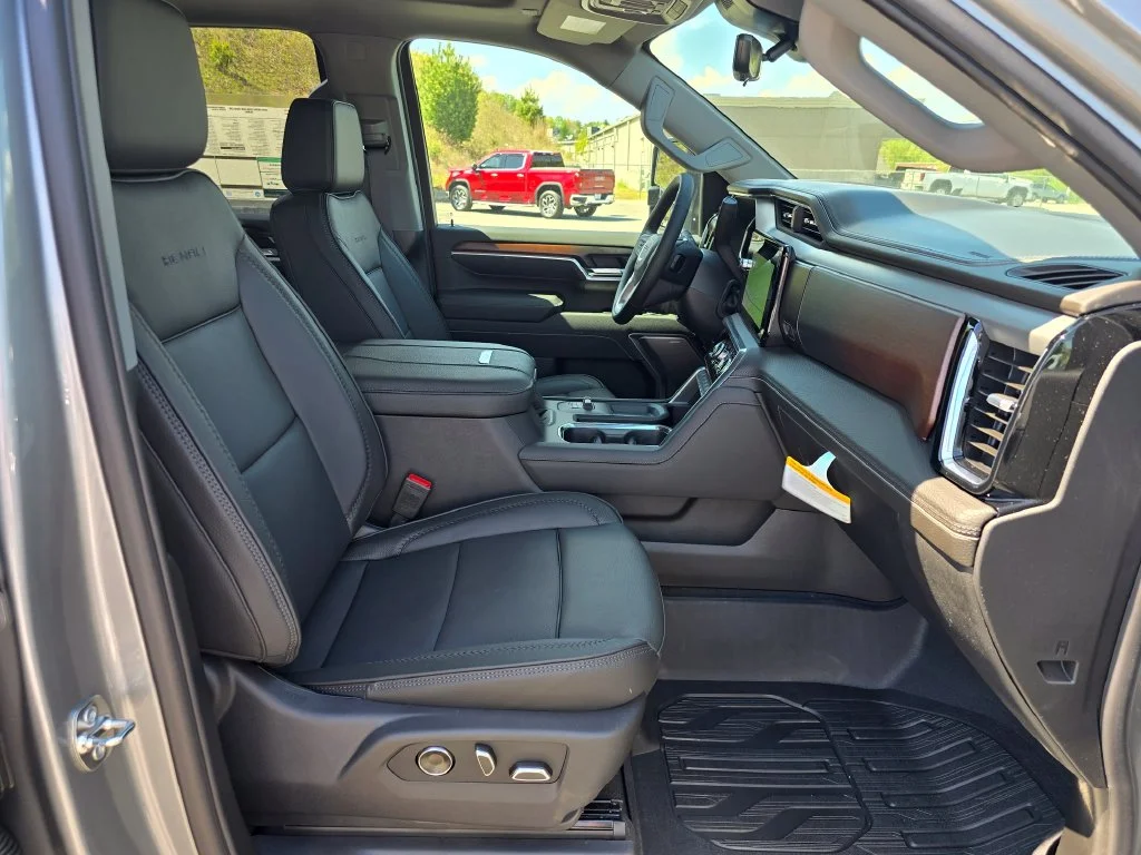 New 2026 Silver GMC Denali image 30