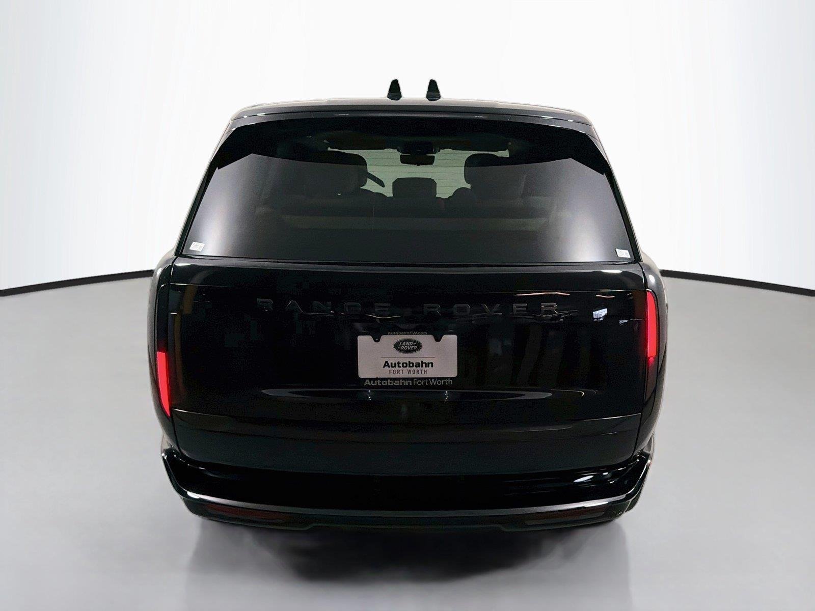 New 2026 Santorini Black Land Rover SE image 6