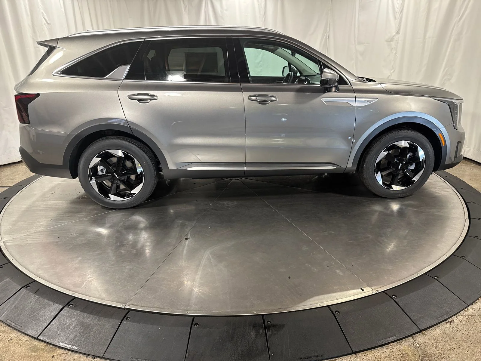 New 2026 Sand Kia EX image 11