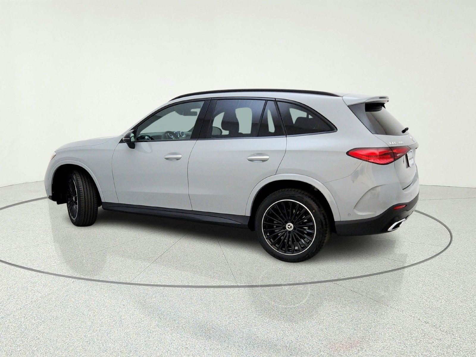 New 2026 MANUFAKTUR Alpine Grey Mercedes-Benz GLC 300 4MATIC® SUV image 34
