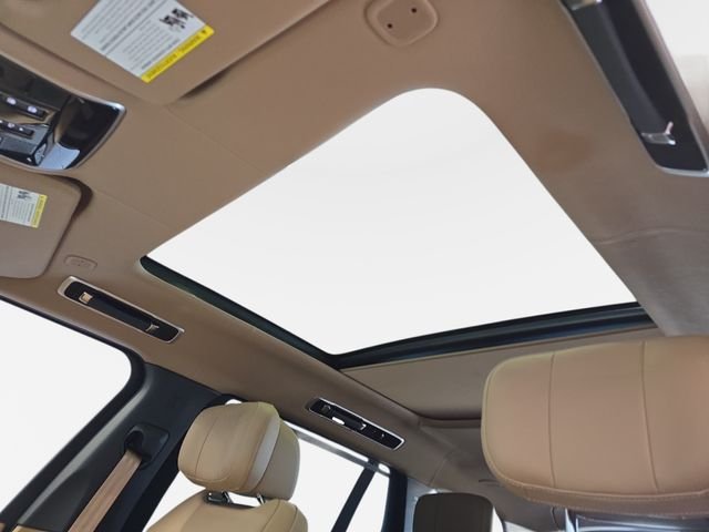 New 2026 Santorini Black Land Rover Autobiography 7 Passenger image 20