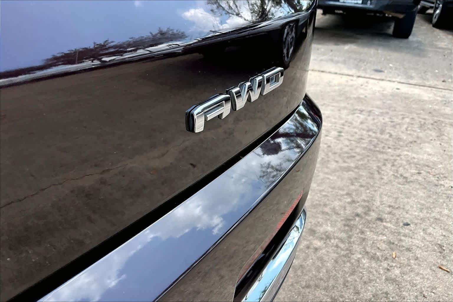 Used 2020 Red Mahogany Metallic GMC Denali image 10