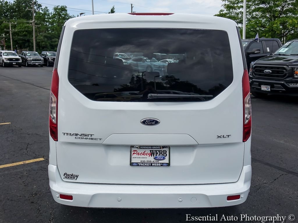 Used 2015 Frozen White Ford XLT image 6