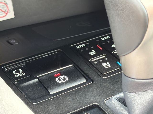 Used 2022 White Lexus 350 image 30