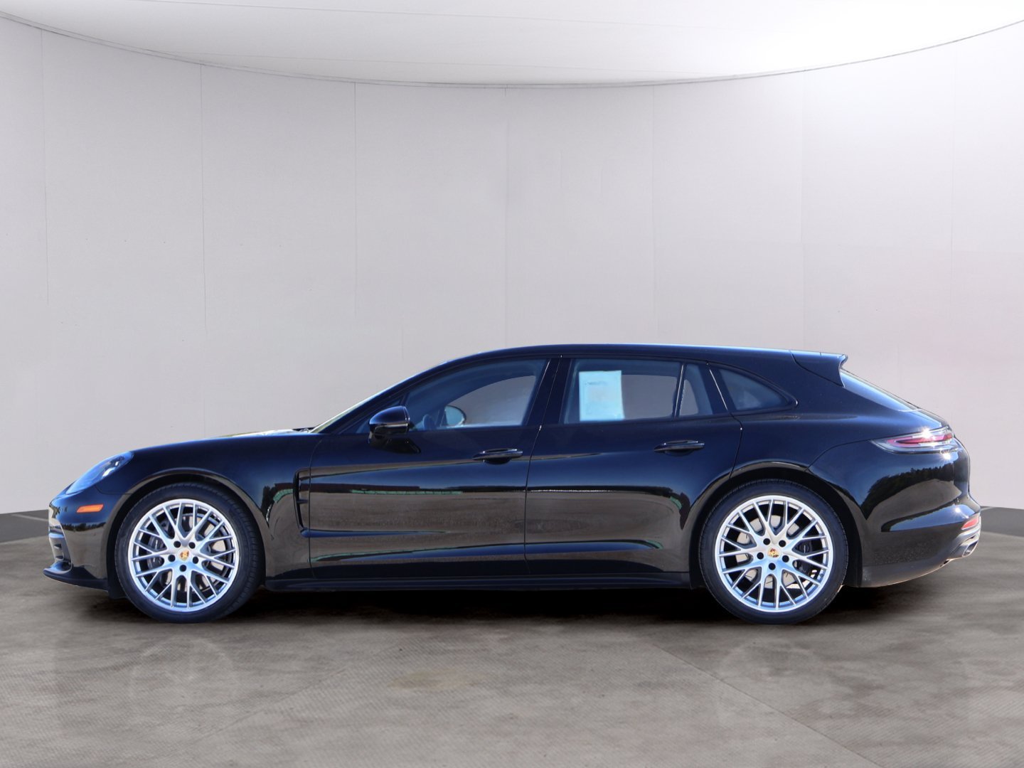 Used 2018 Black Porsche 4 image 2