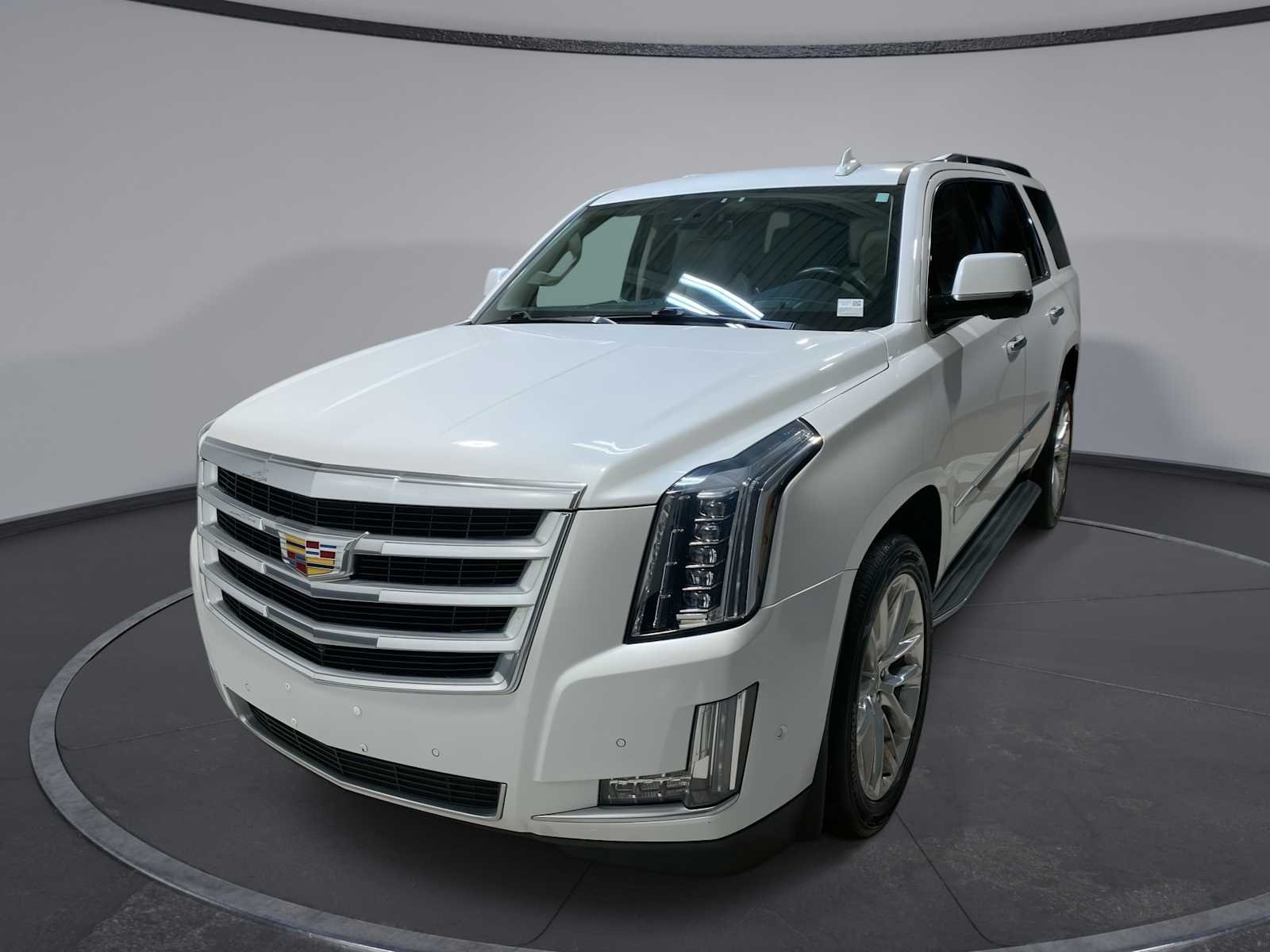 2020 Cadillac Escalade AWD Luxury's photo