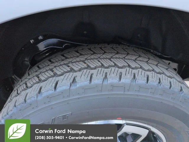 New 2026 Avalanche Ford Outer Banks image 30