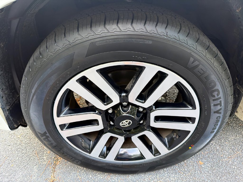 2023 Toyota 4Runner Limited - Photo 11