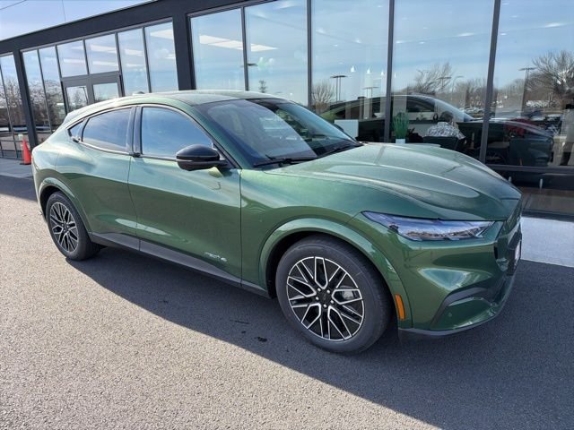 2026 Ford Mustang-Mach-e Premium's photo