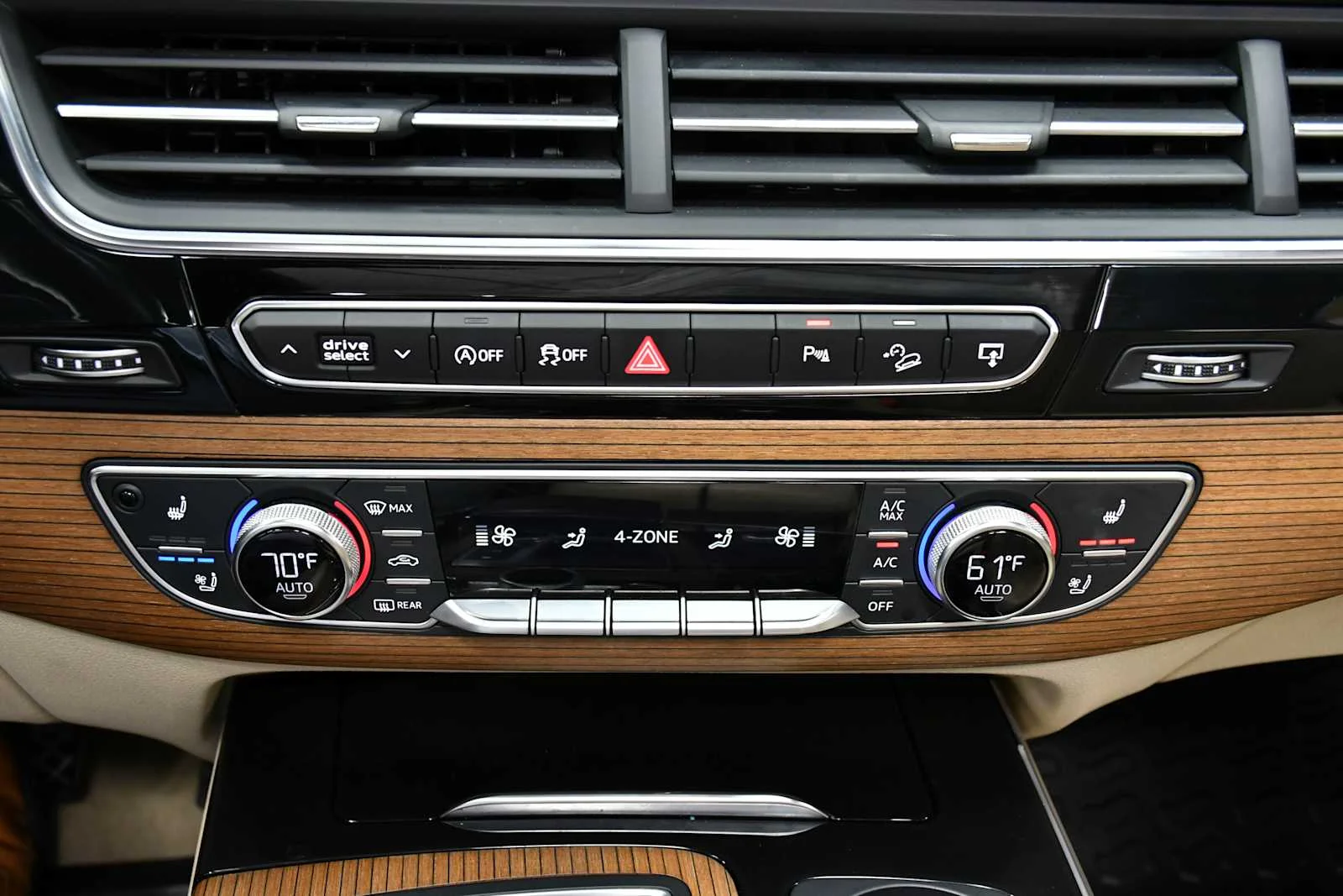 Used 2017 Florett Silver Metallic Audi Prestige image 21