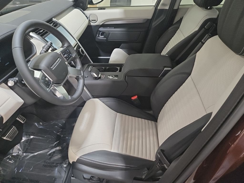 New 2026 Sedona Red Land Rover Gemini Edition image 21
