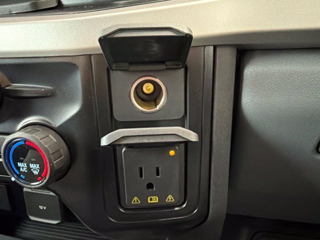 New 2027 Carbonized Gray Metallic Ford F-250® XLT image 38