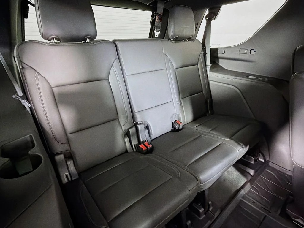 Used 2021 Gray Chevrolet Z71 image 25