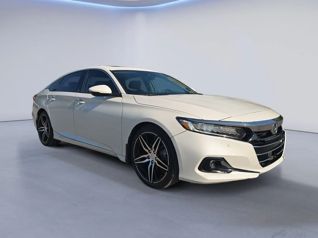 Used 2022 Platinum White Pearl Honda Touring image 8