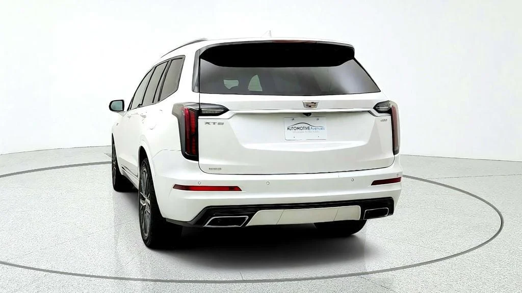 Used 2024 Crystal White Tricoat Cadillac AWD 4dr Sport w/ Super Cruise & Technology Pkg image 6