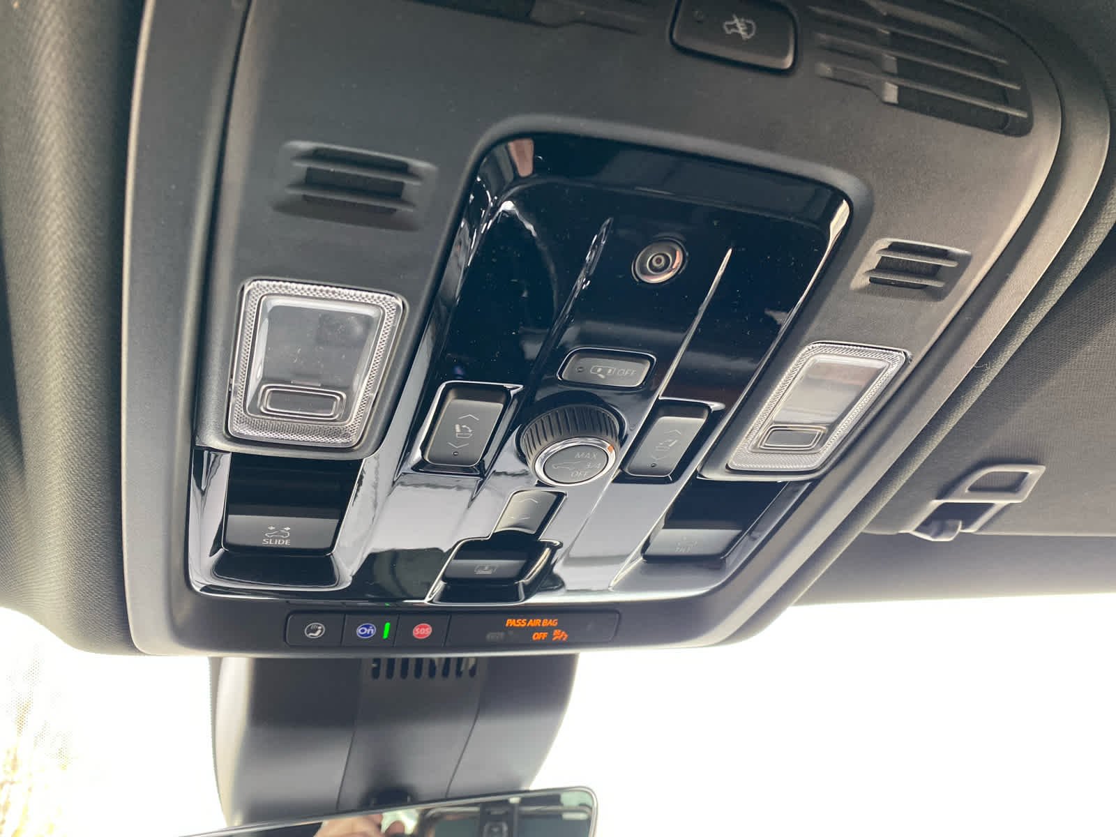 2026 GMC Yukon Denali - Photo 25