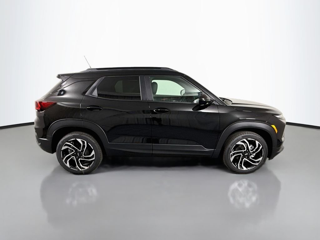 New 2026 Mosaic Black Metallic Chevrolet RS image 8