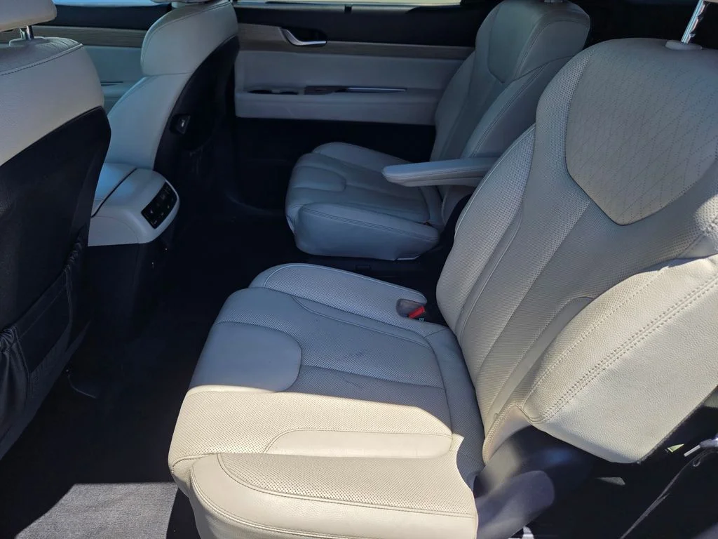 Used 2021 White Hyundai SEL image 14