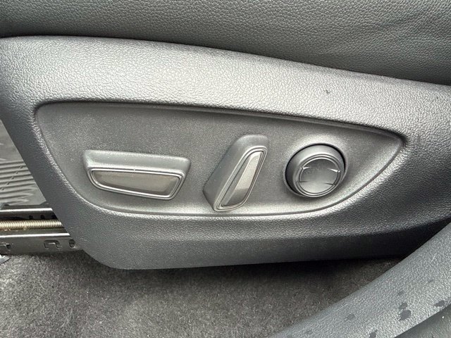 Used 2024 White Toyota XLE image 14