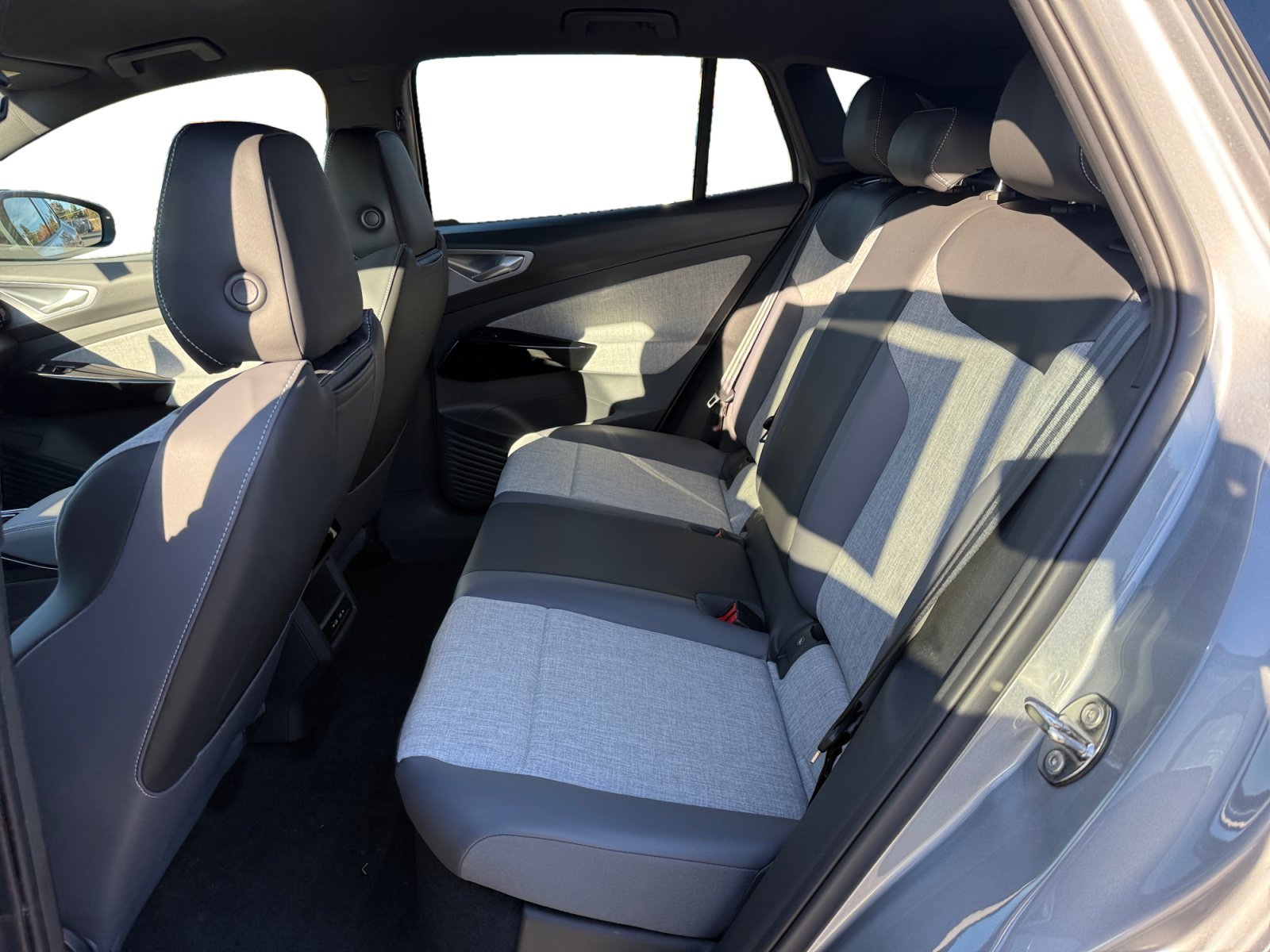 2026 Volkswagen ID.4 PRO - Photo 16