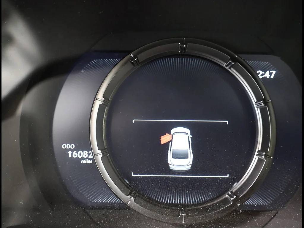 Certified Used 2025 Ultra White Lexus F SPORT image 9