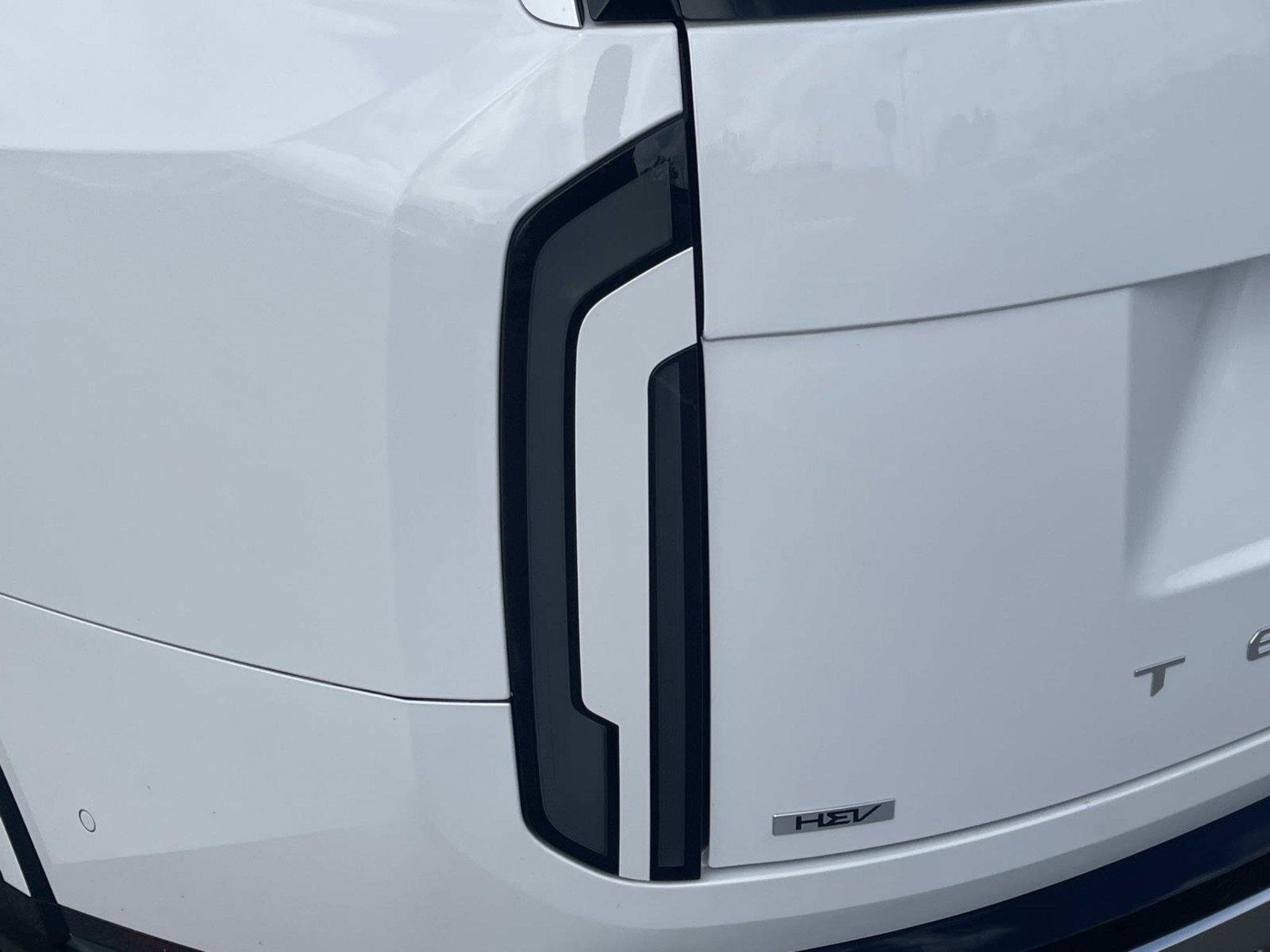 New 2027 Glacial White Pearl Kia SX image 39