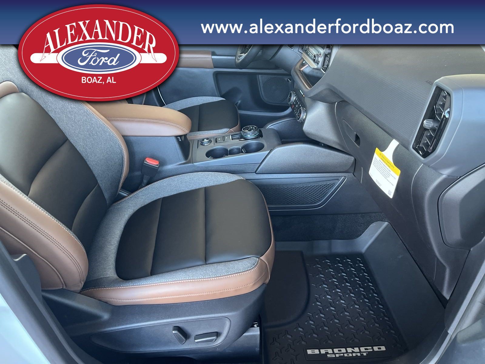 New 2024 Oxford White Ford Outer Banks® image 14