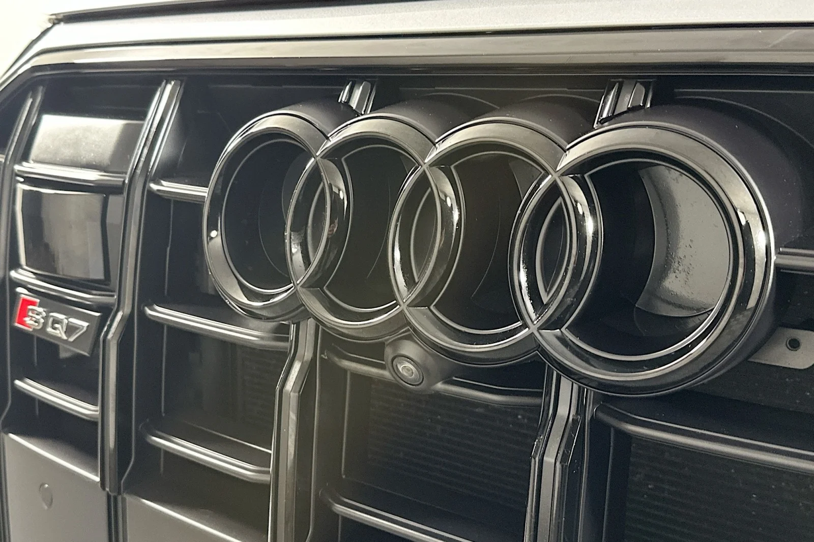 Used 2020 Florett Silver Metallic Audi Prestige image 16