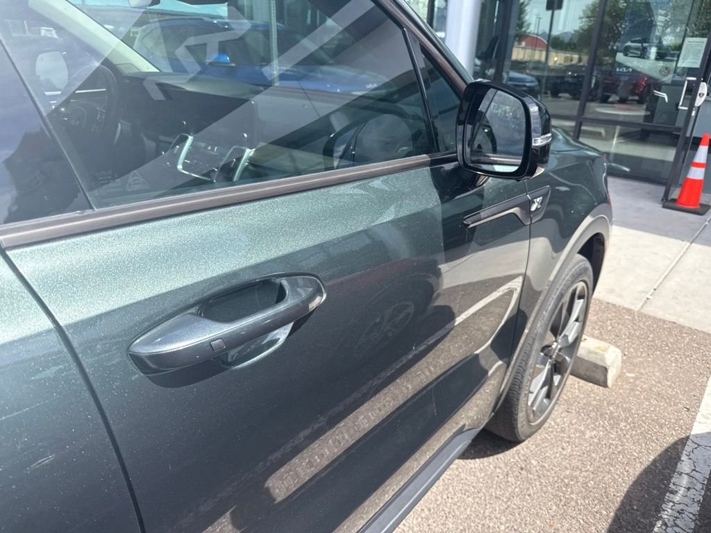Used 2023 Green Kia X-Line SX Prestige image 23