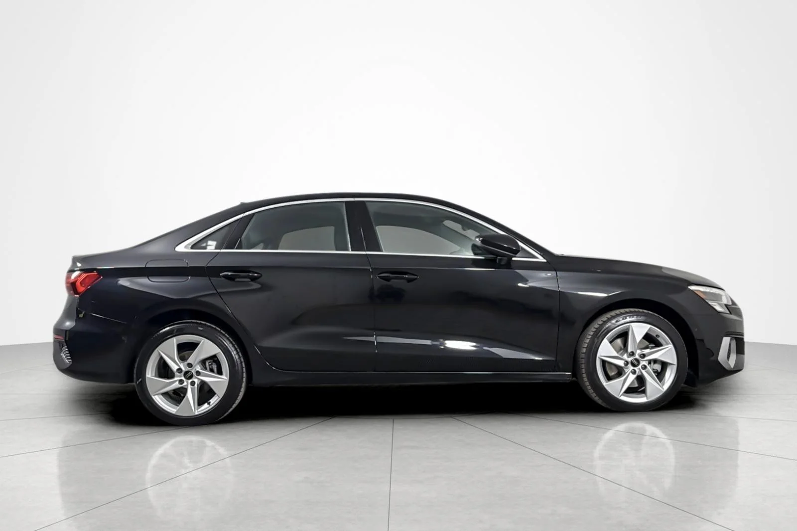 Used 2023 Mythos Black Metallic Audi Premium Plus 40 TFSI quattro image 6