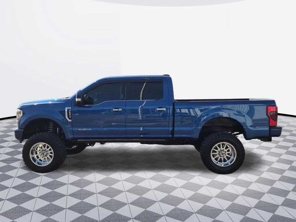 Used 2022 Blue Metallic Ford Limited image 2